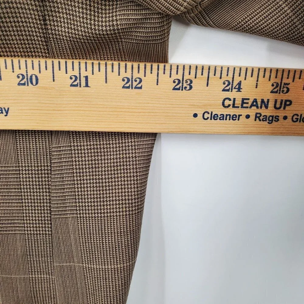 Brooks Brothers Plaid 2 Button Blazer Jacket Mens Size 44R Notched Lapels Brown